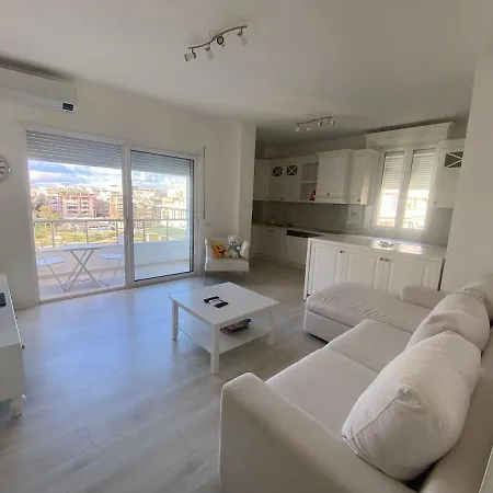아파트 Cozy With Zoo And View 티라나